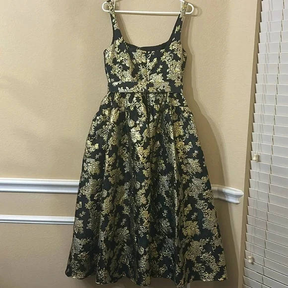 NWT Antonio Melani Morgan
Sleeveless Square Neck
Jacquard A-Line Midi Dress - Picture 10 of 16